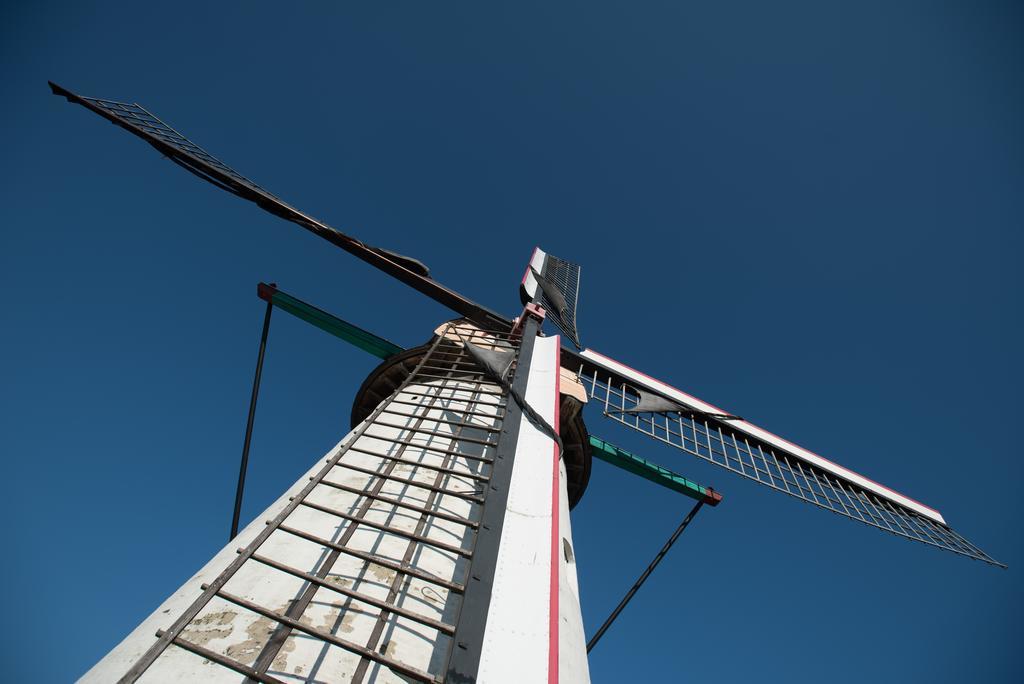 Hotel Al Mulino Maasmechelen Bagian luar foto