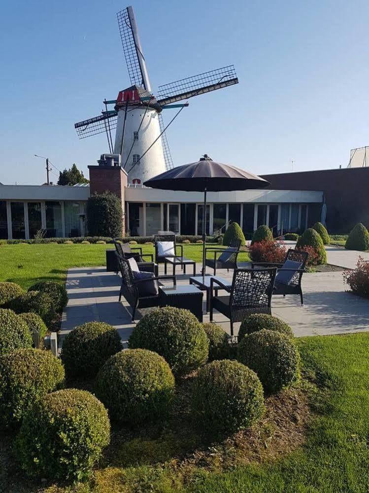 Hotel Al Mulino Maasmechelen Bagian luar foto